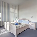 Hotel Seeschloesschen 3*