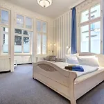 Seeschloesschen Hotel