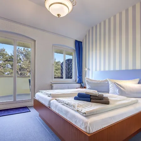 Отель Seeschlosschen 3*